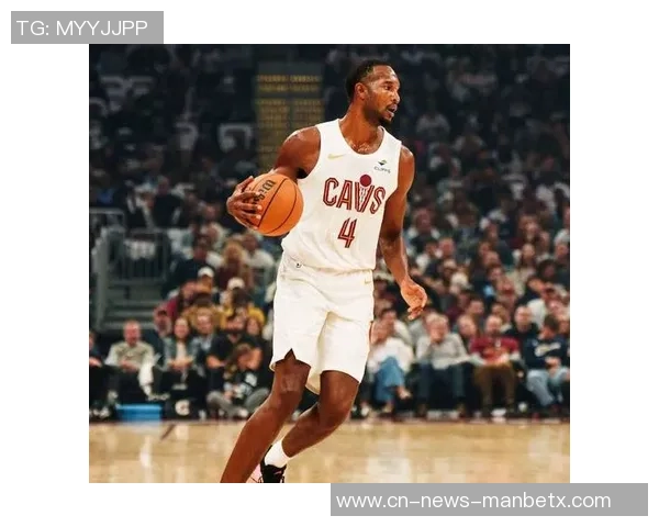 莫布里表现亮眼进攻提升18投8中三分4中8贡献22分外加8篮板3助攻3抢断